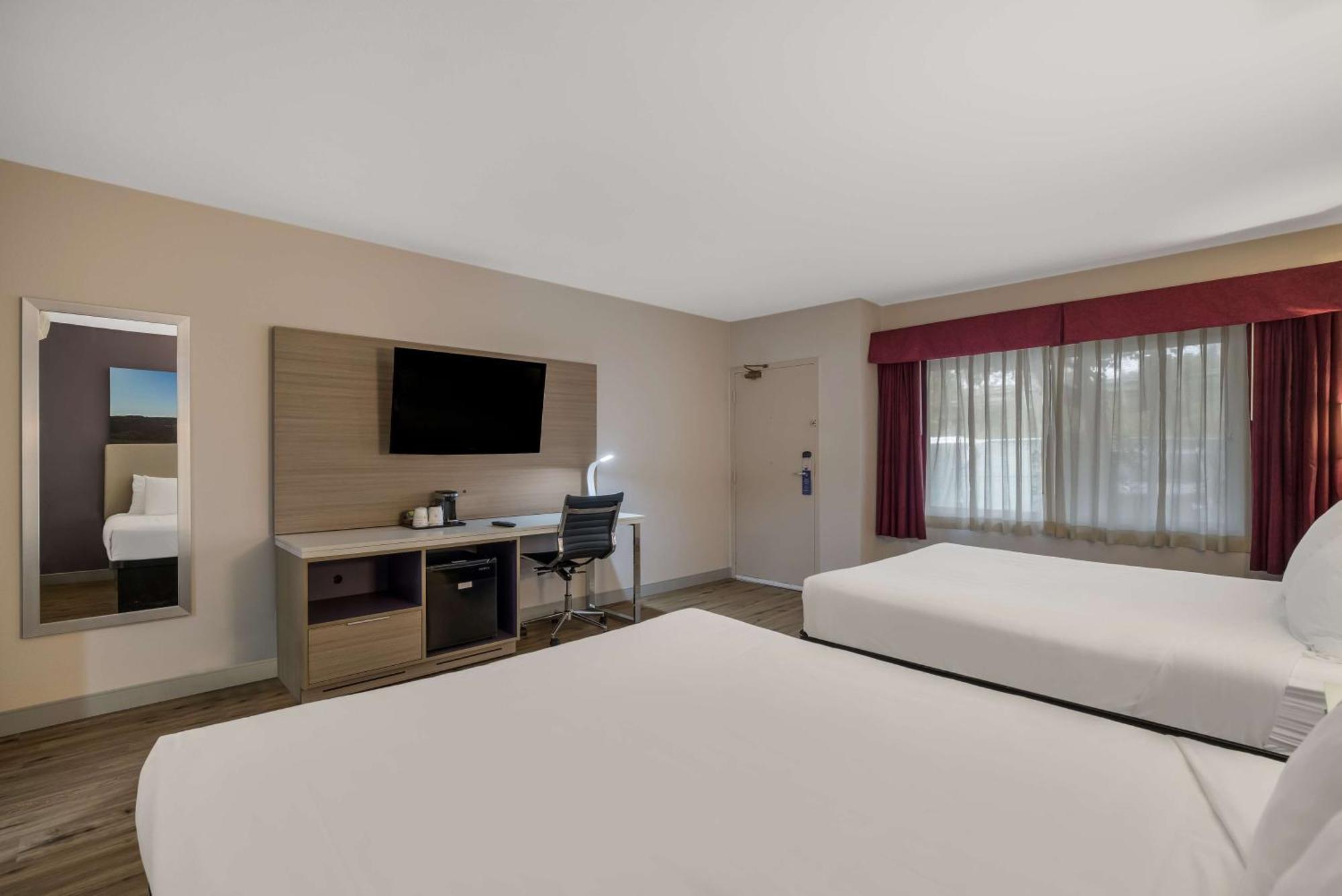 Best Western Diamond Bar Hotel & Suites Екстер'єр фото