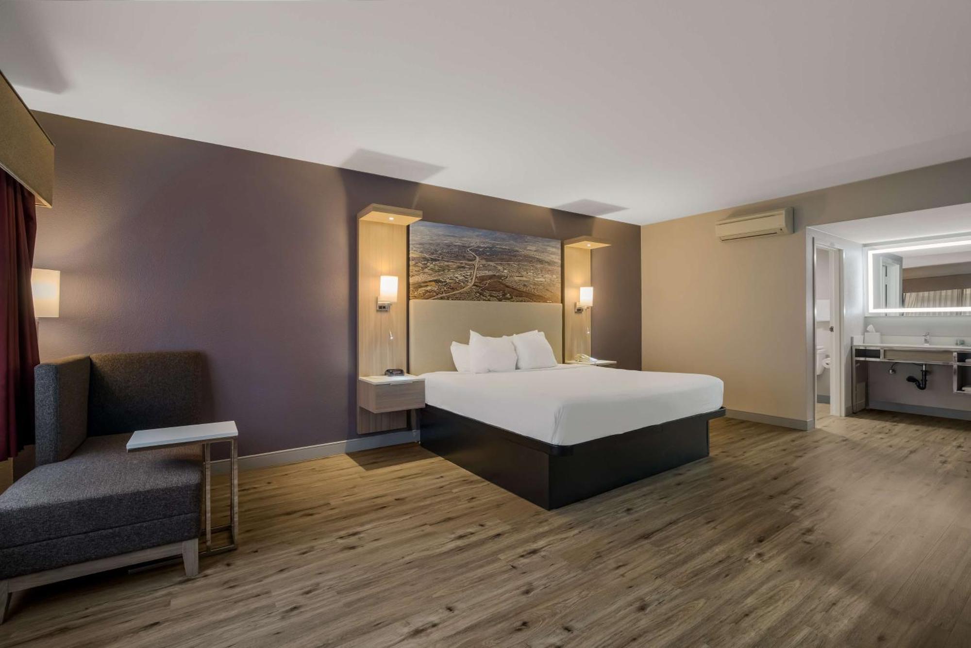 Best Western Diamond Bar Hotel & Suites Екстер'єр фото
