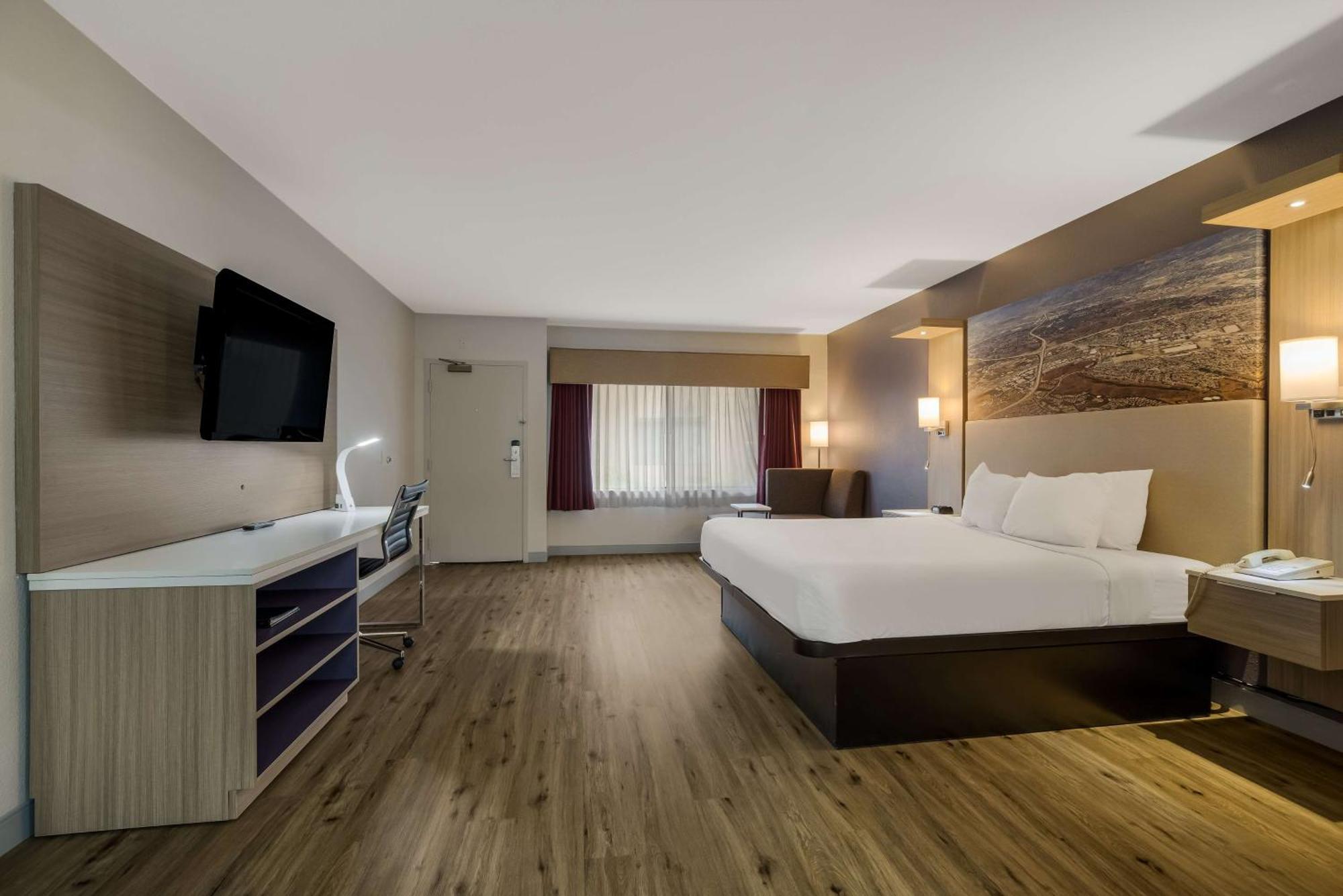 Best Western Diamond Bar Hotel & Suites Екстер'єр фото